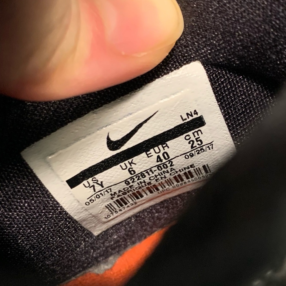 Nike Lebron 15 Ashes Sock Sneakers, Size 7Y (Women’s 8-8.5) - Picture 9 of 10